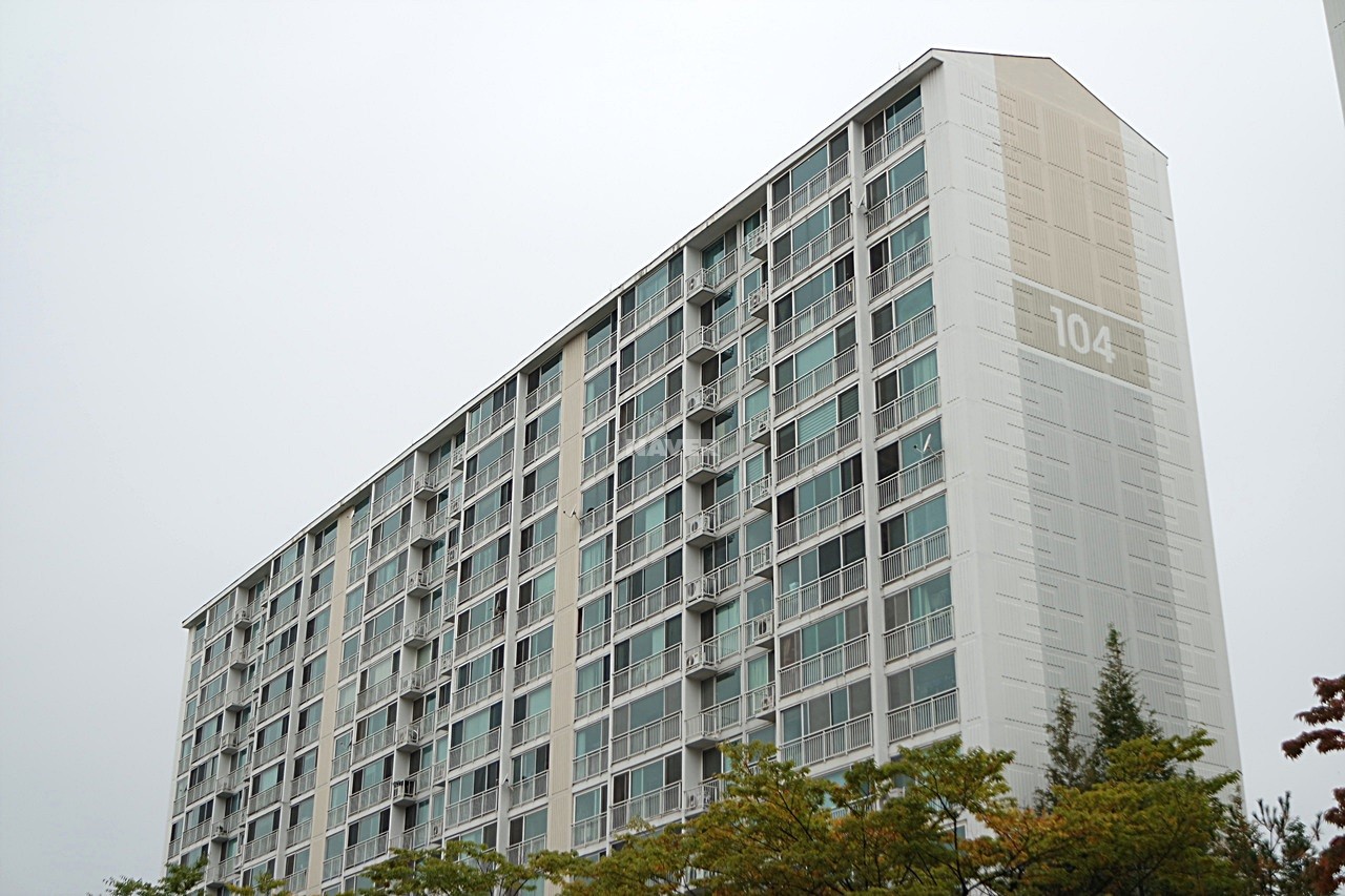 Building entrance with signage