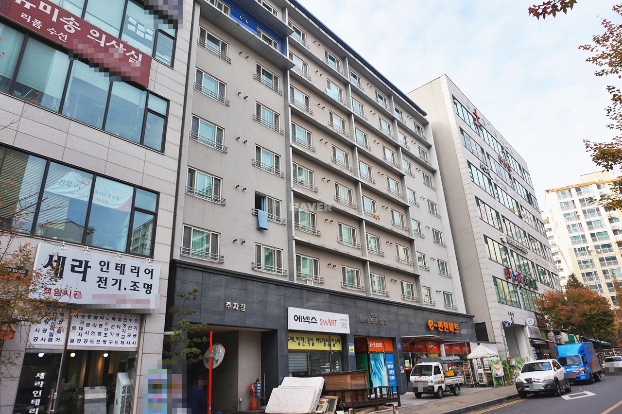 Building entrance with signage