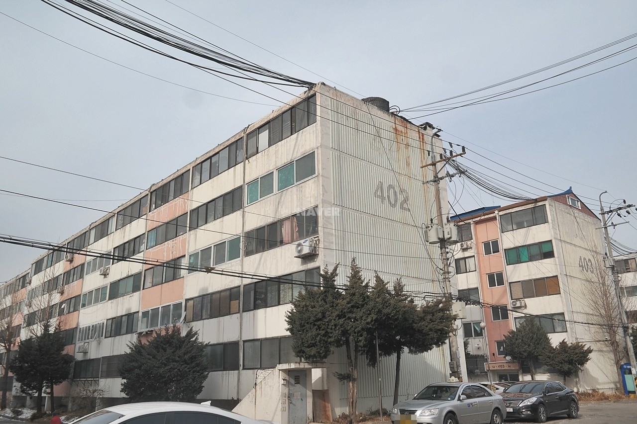 Building entrance with signage