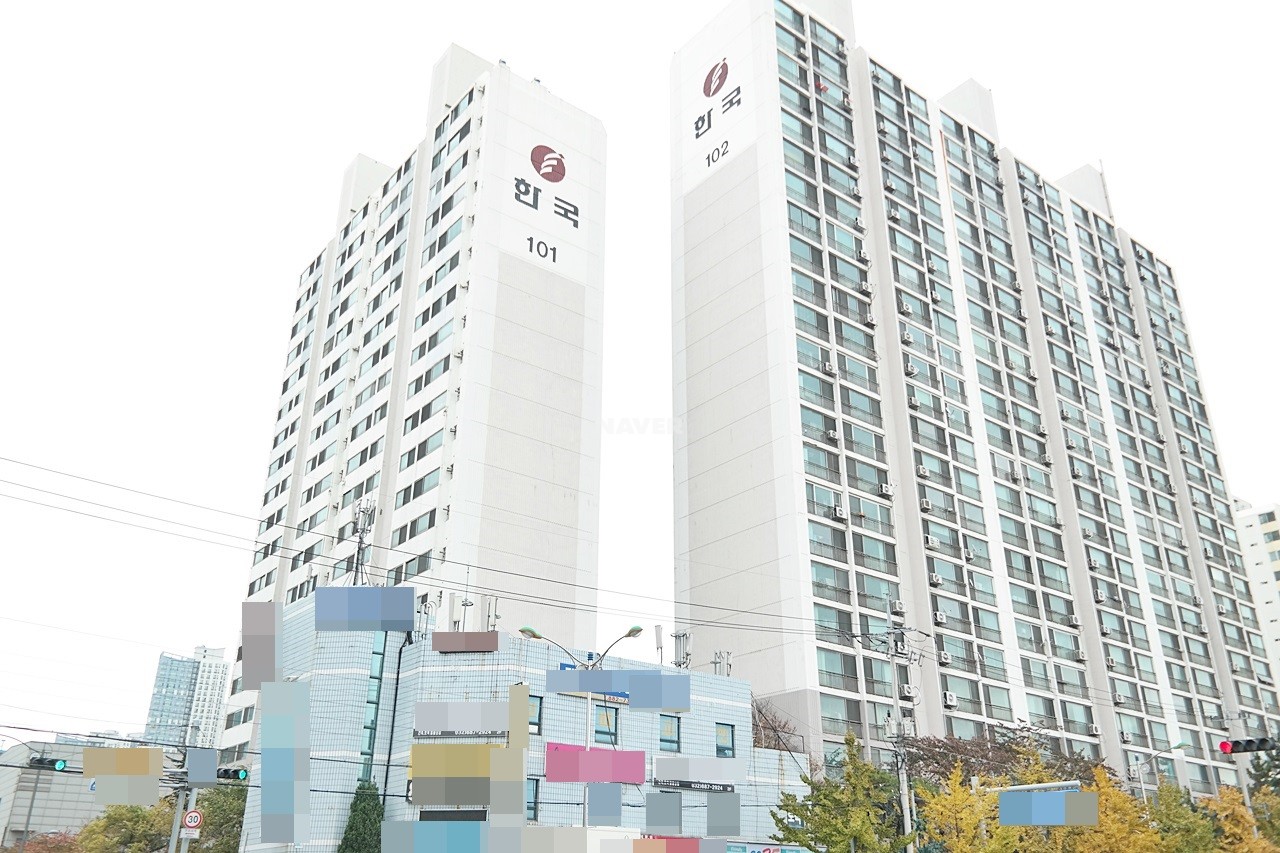 Building entrance with signage