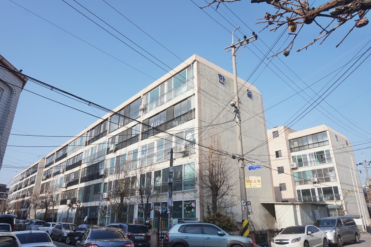 Building entrance with signage