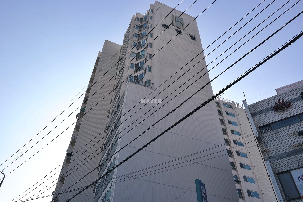 Building entrance with signage
