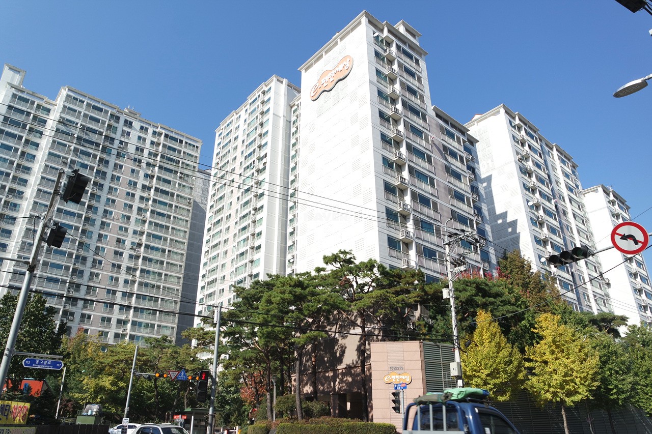 Building entrance with signage