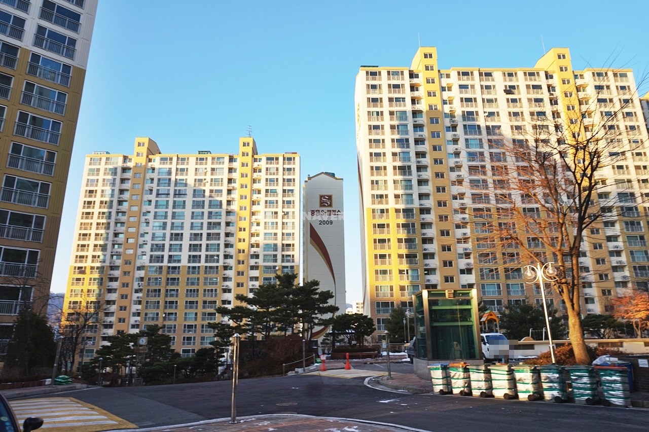 Building entrance with signage
