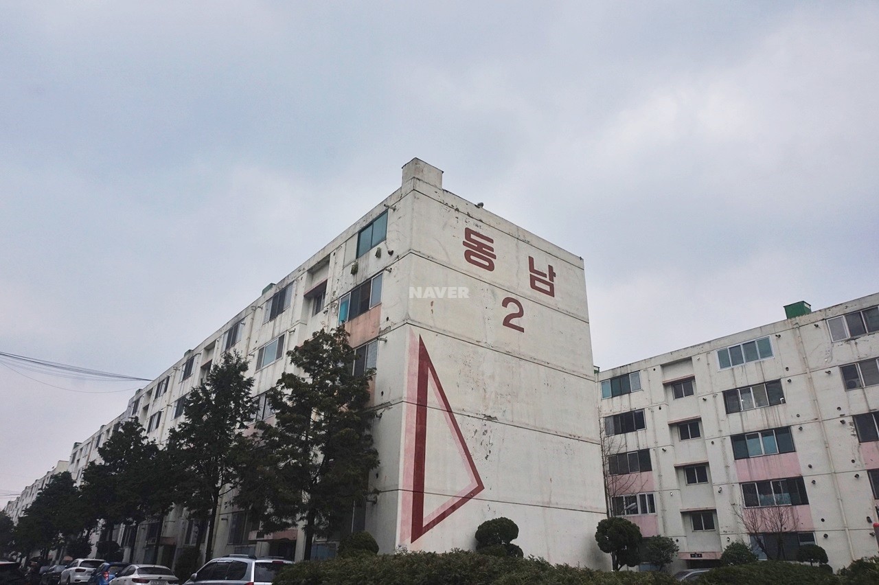 Building entrance with signage