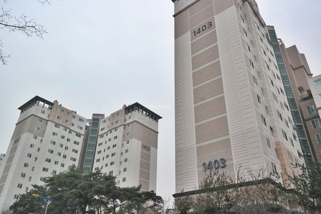 Building entrance with signage