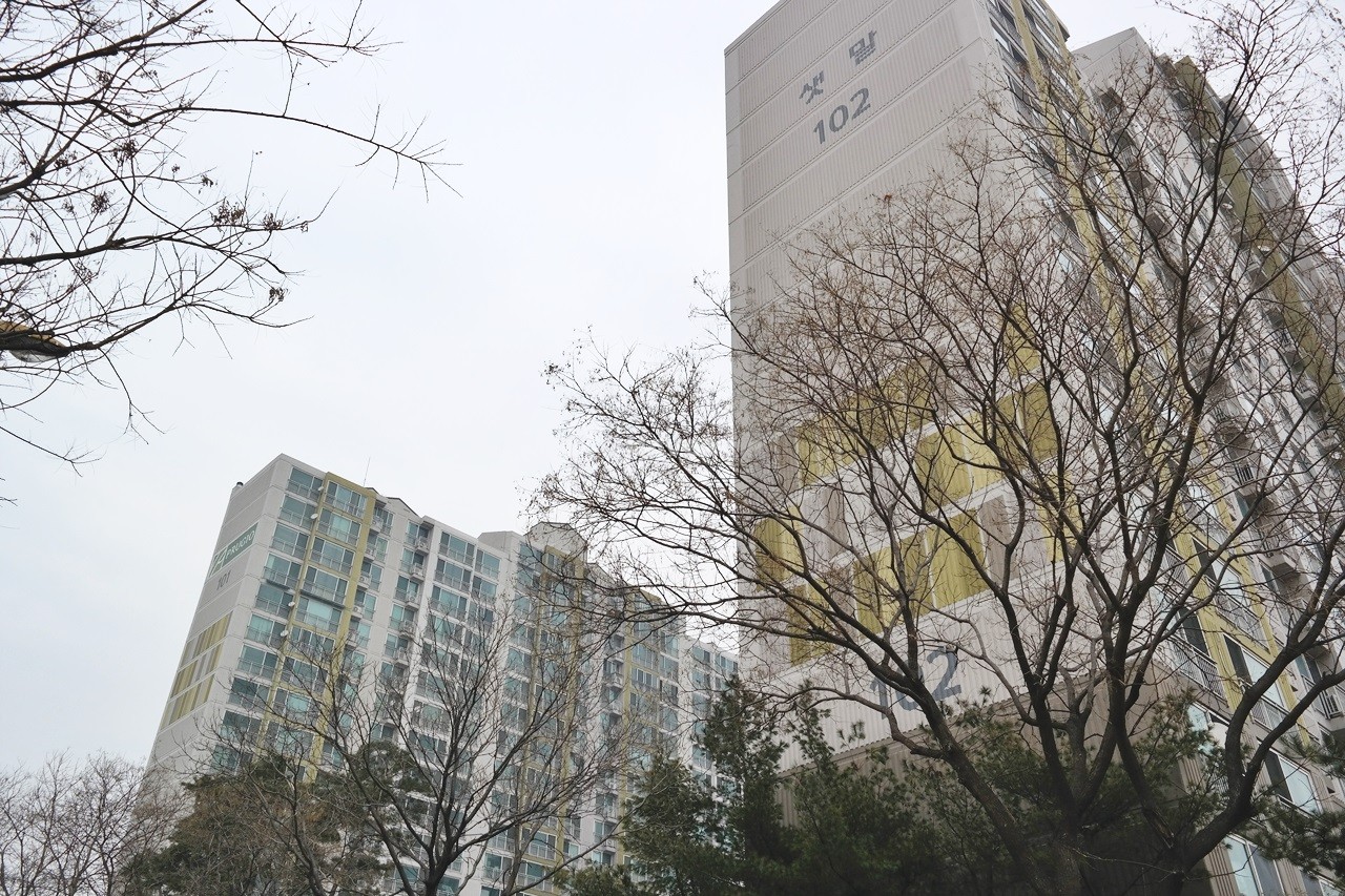 Building entrance with signage