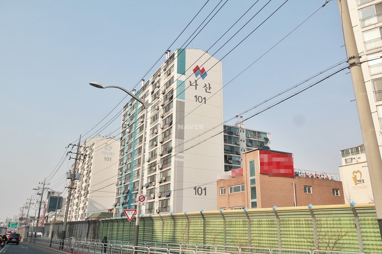 Building entrance with signage