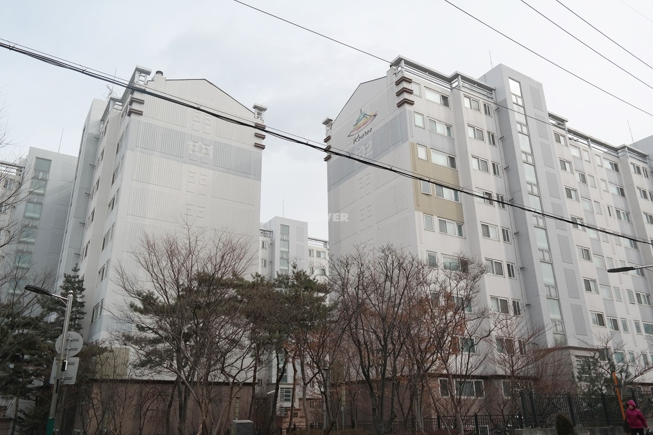 Building entrance with signage