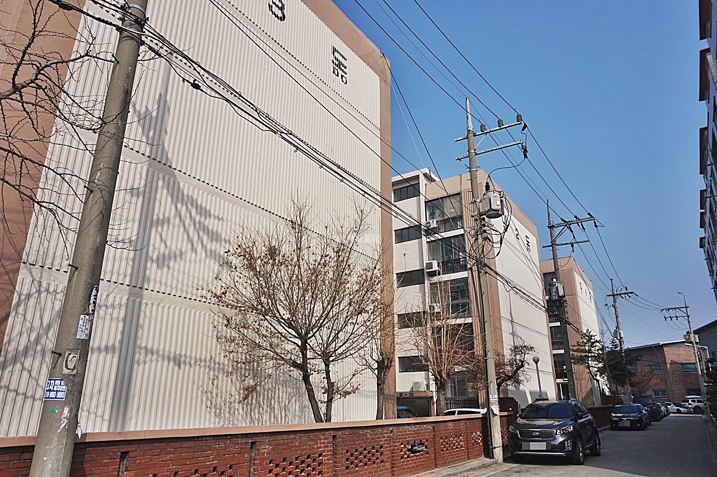 Building entrance with signage