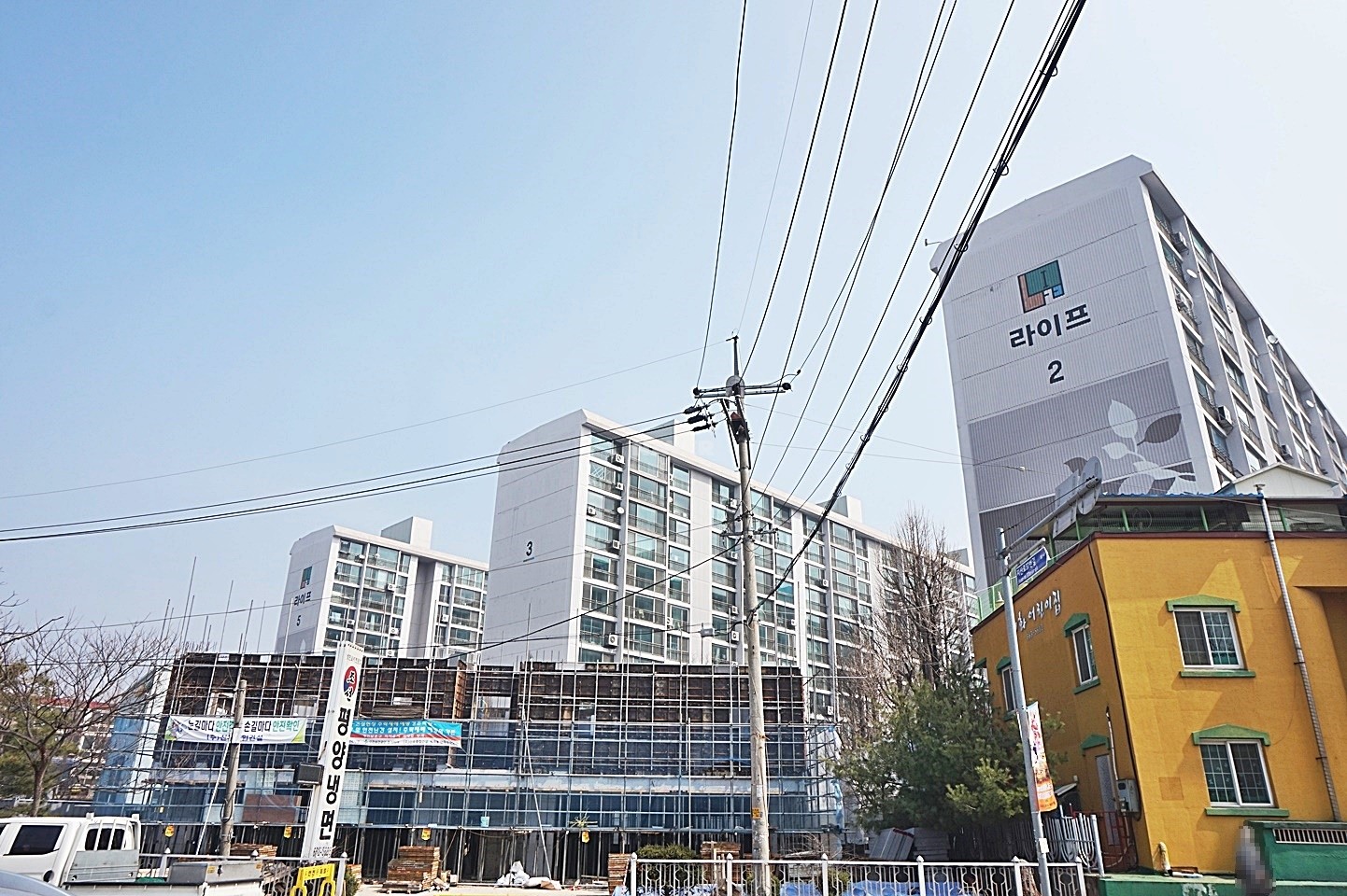 Building entrance with signage