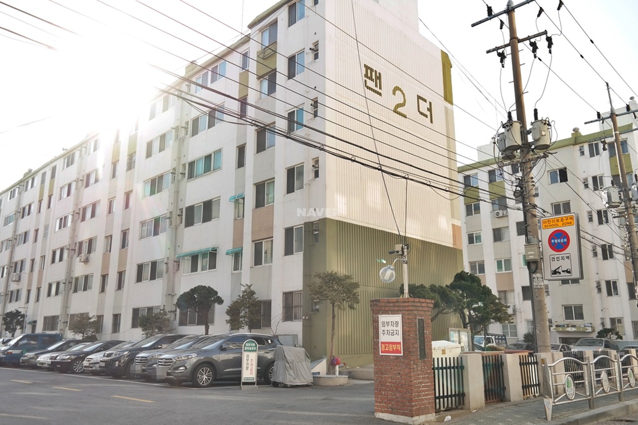 Building entrance with signage
