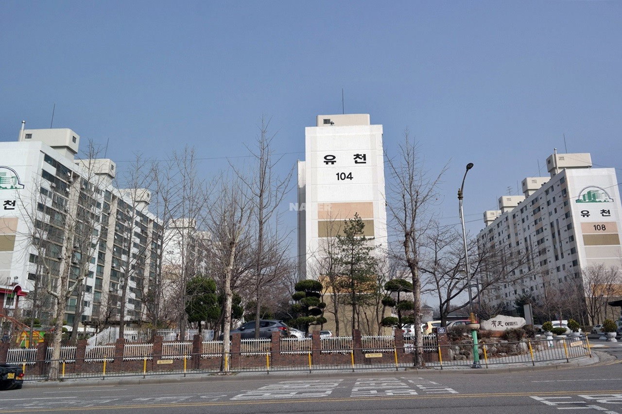 Building entrance with signage