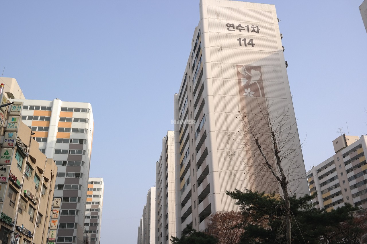 Building entrance with signage