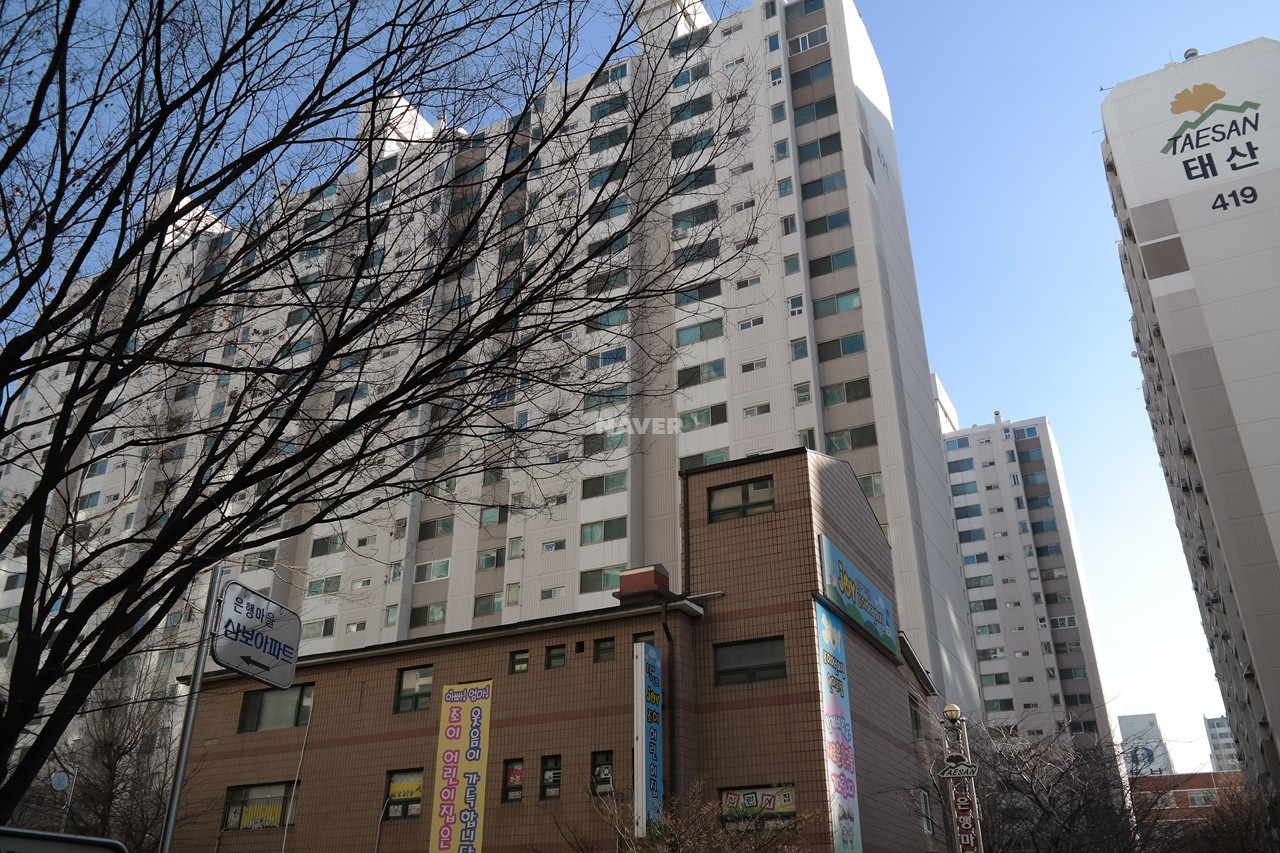 Building entrance with signage