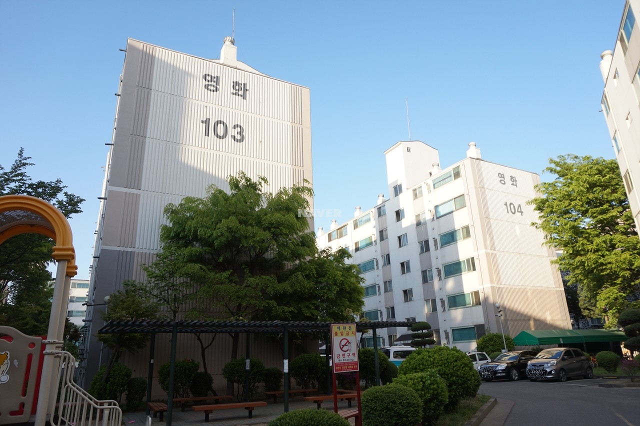 Building entrance with signage