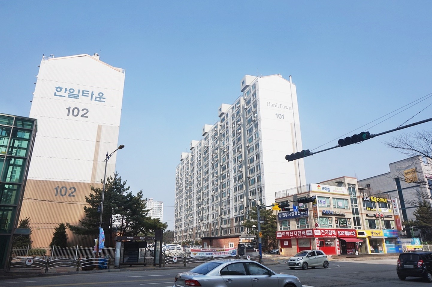 Building entrance with signage