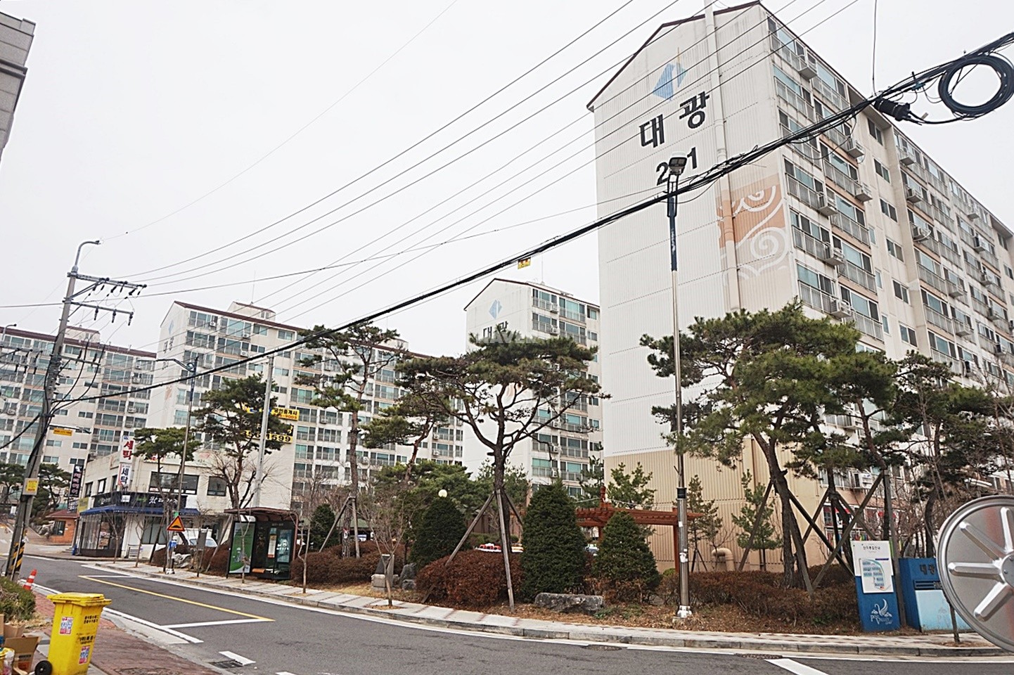 Building entrance with signage