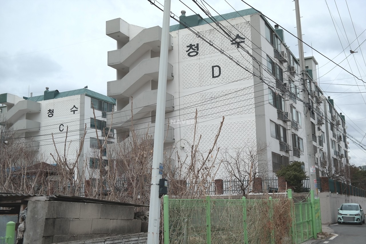Building entrance with signage