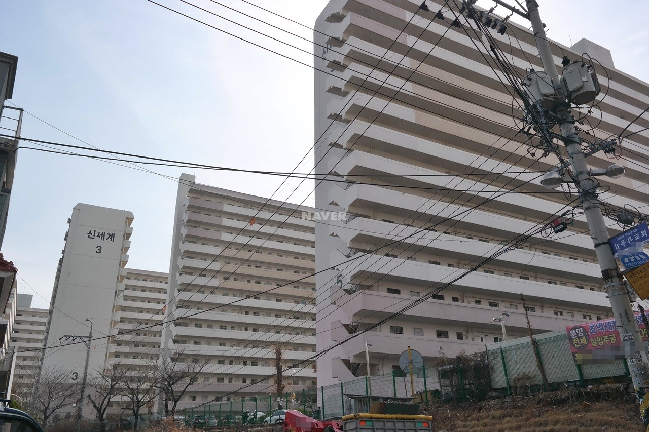 Building entrance with signage