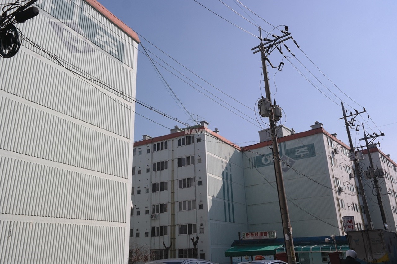 Building entrance with signage