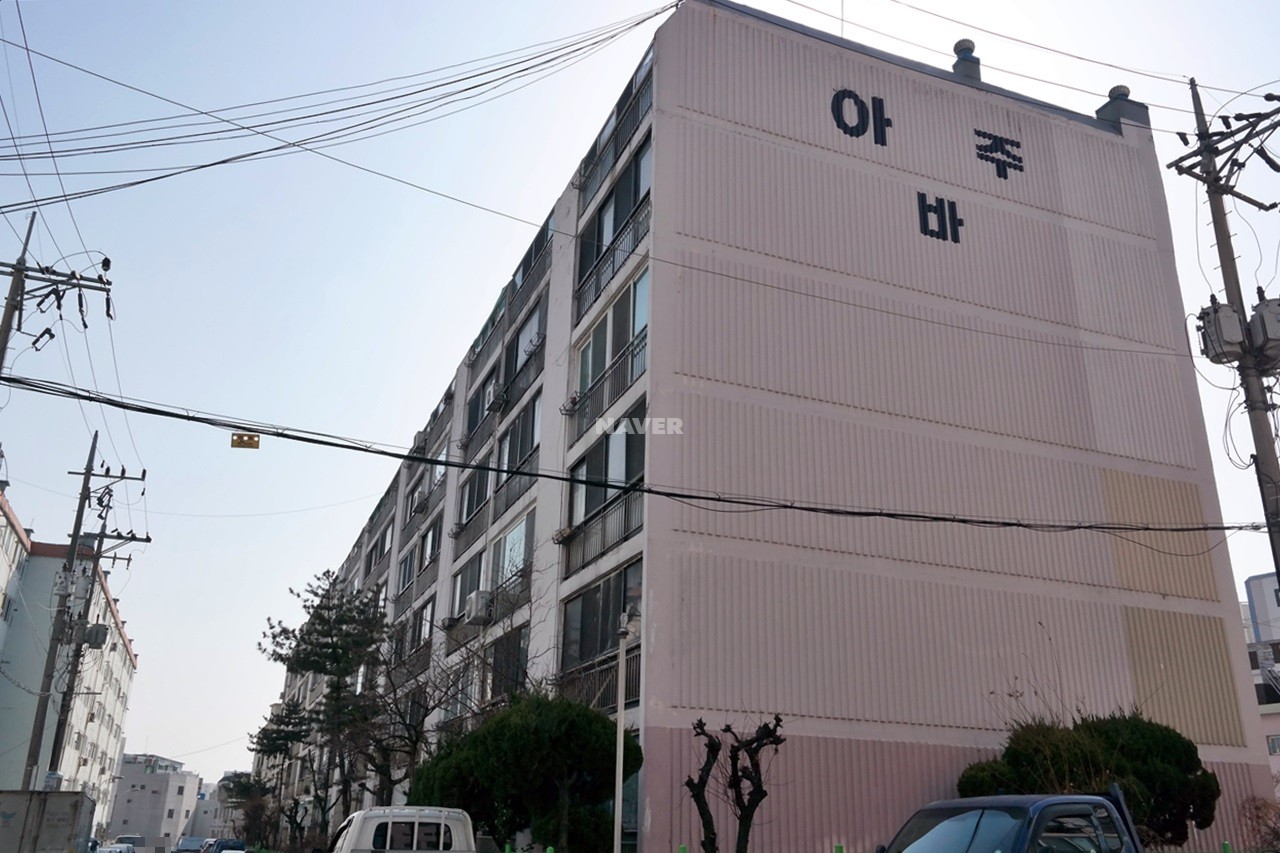 Building entrance with signage