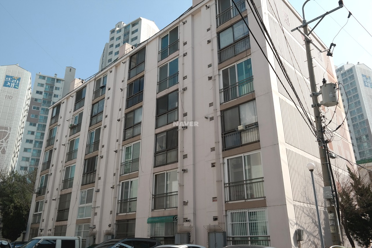 Building entrance with signage