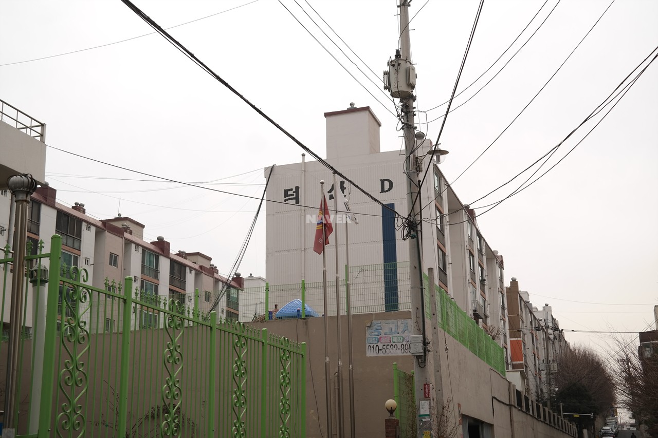 Building entrance with signage