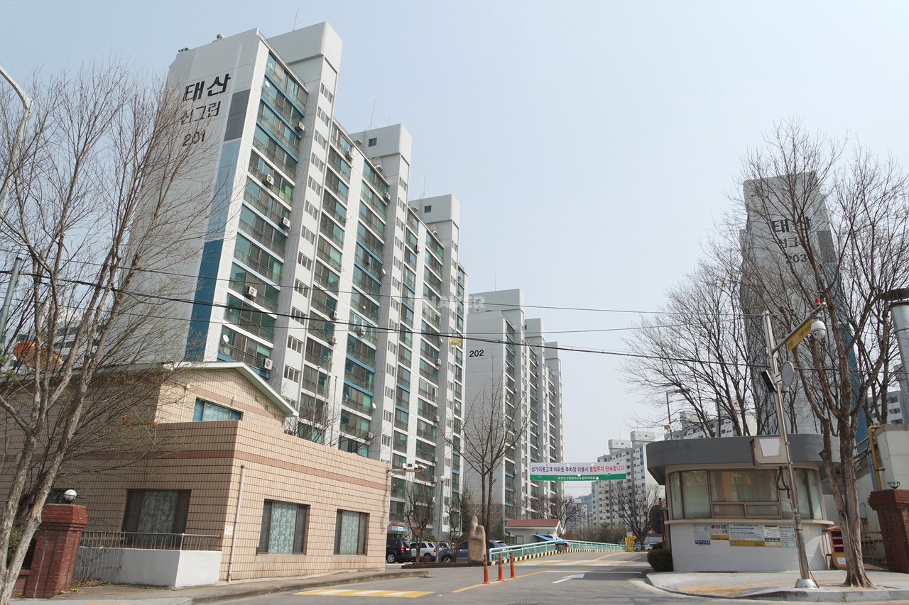 Building entrance with signage