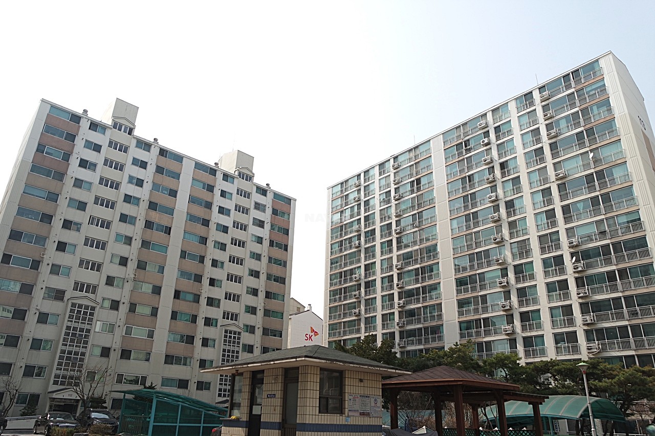 Building entrance with signage