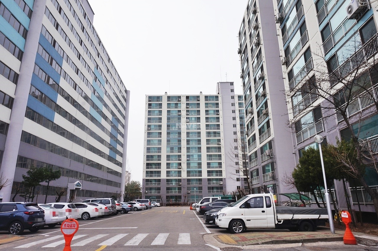 Building entrance with signage
