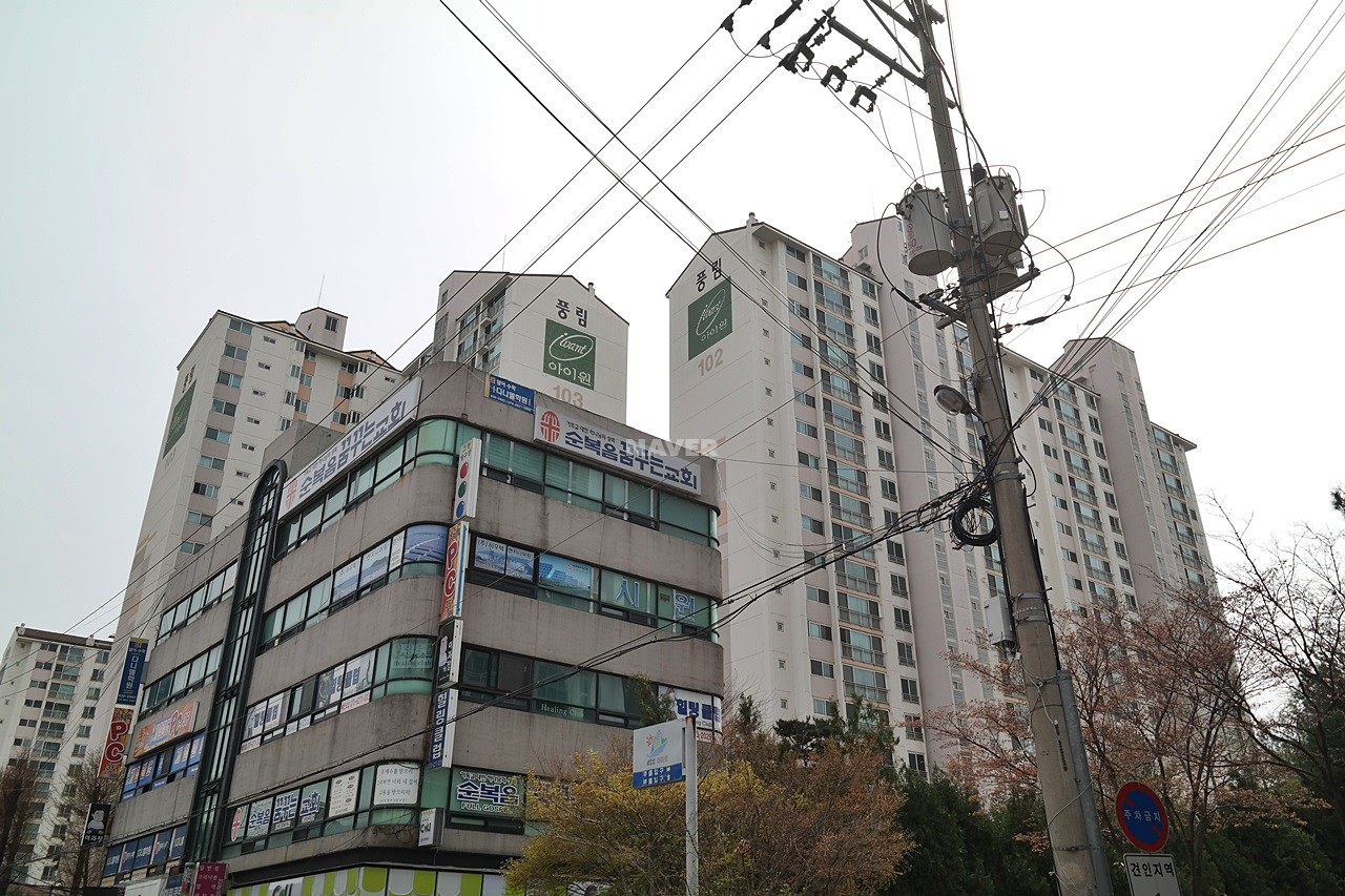 Building entrance with signage