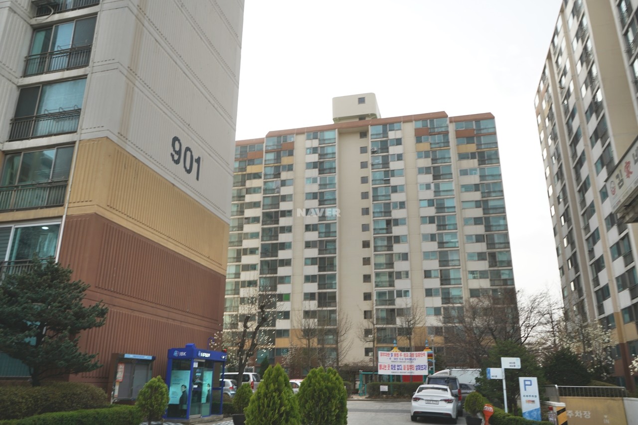 Building entrance with signage