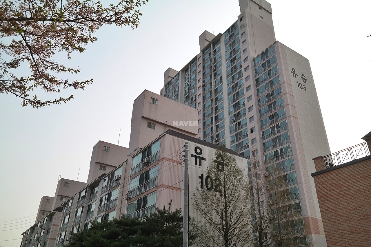 Building entrance with signage