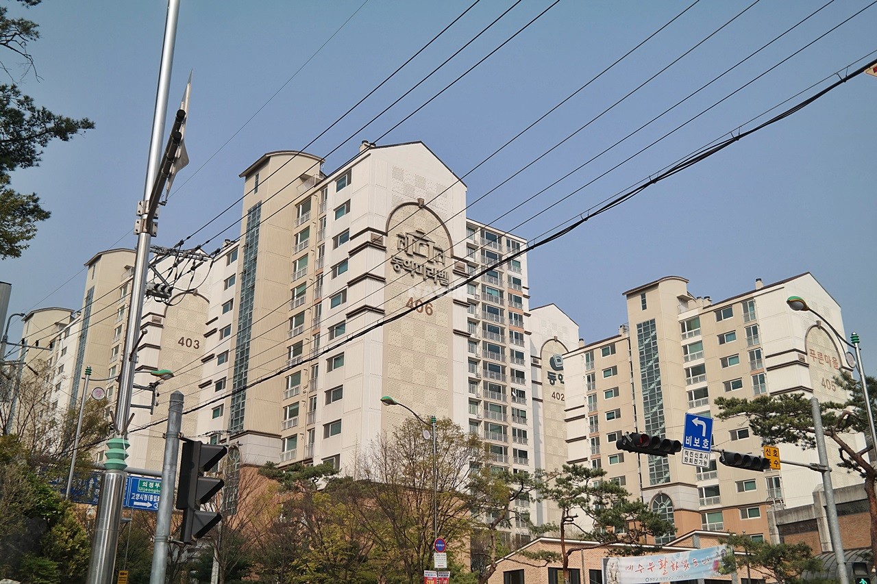 Building entrance with signage