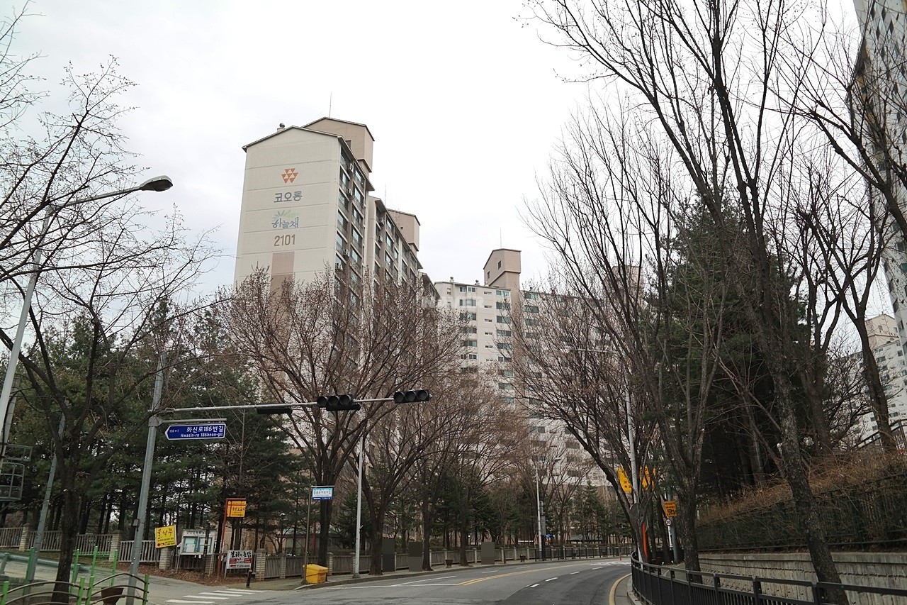 Building entrance with signage