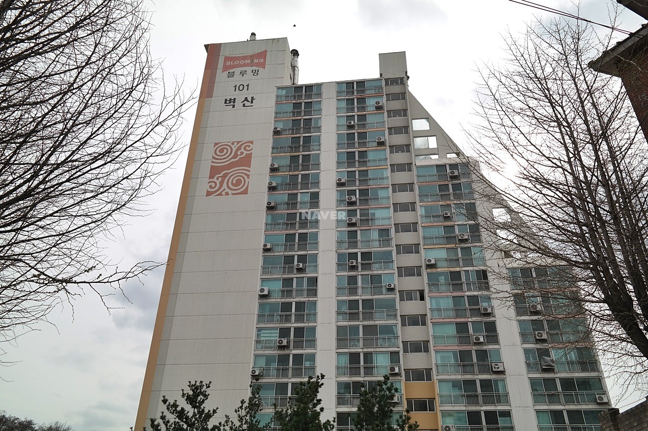 Building entrance with signage