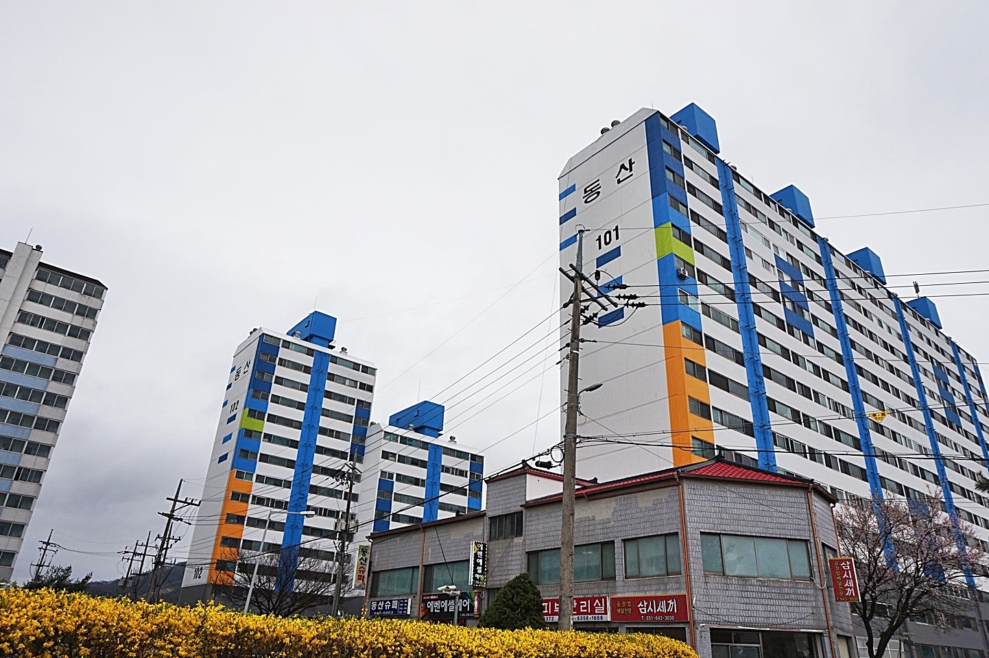 Building entrance with signage
