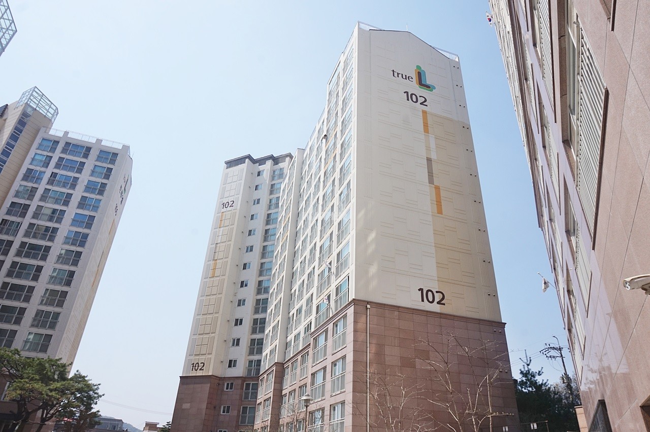 Building entrance with signage