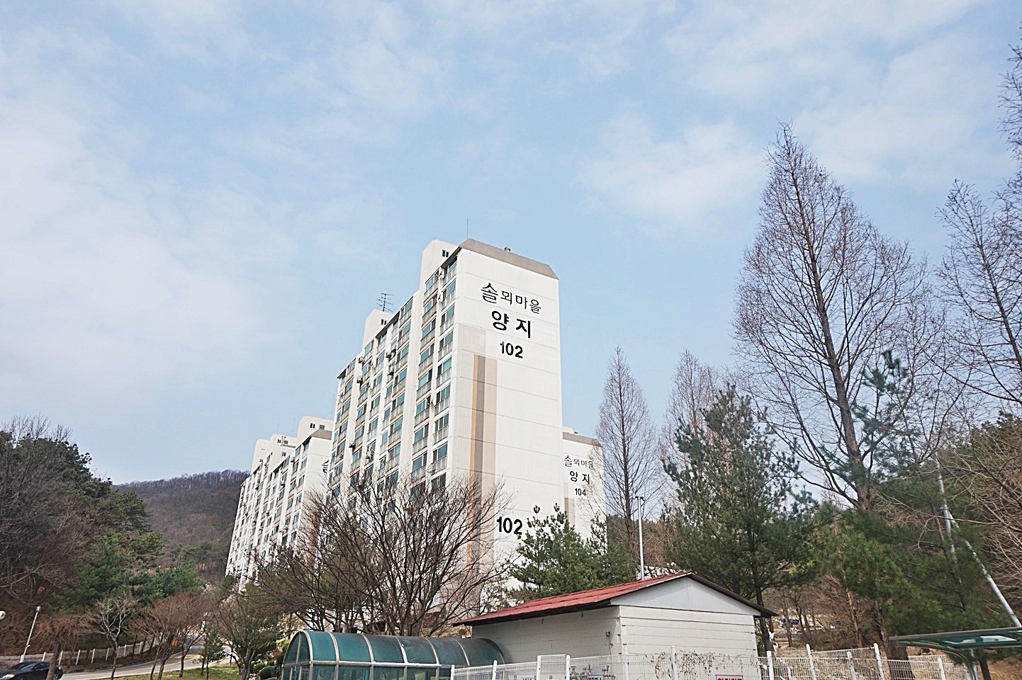 Building entrance with signage