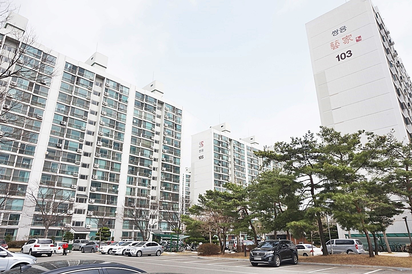 Building entrance with signage