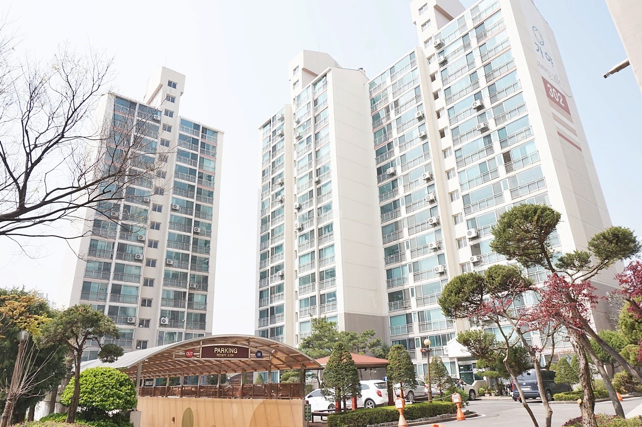 Building entrance with signage