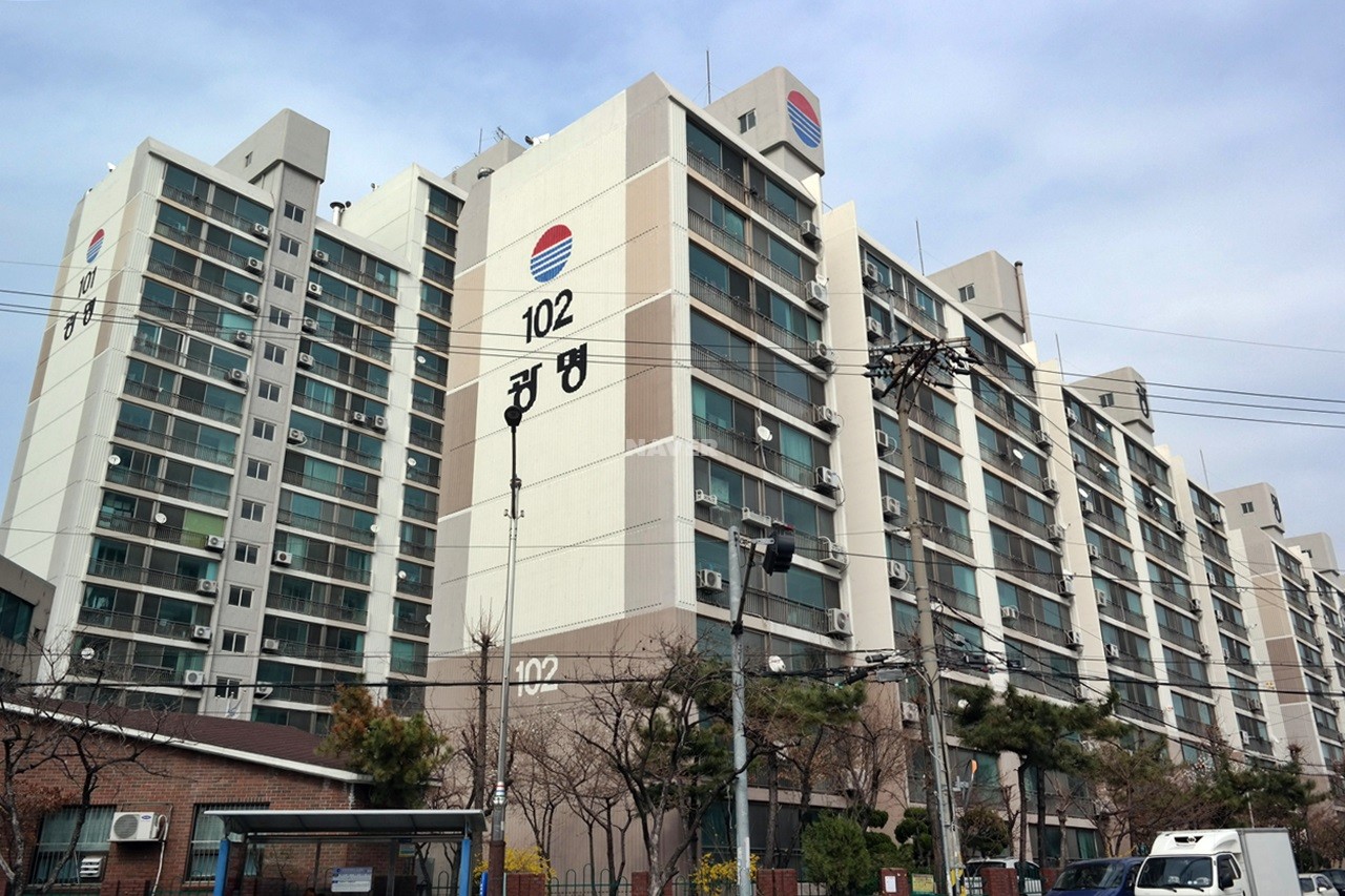 Building entrance with signage