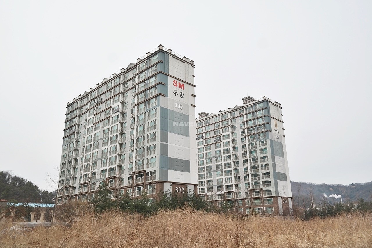 Building entrance with signage