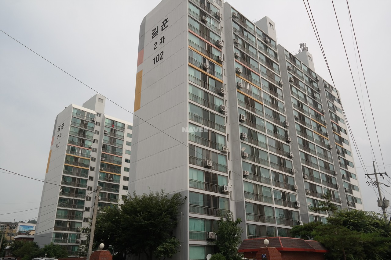Building entrance with signage