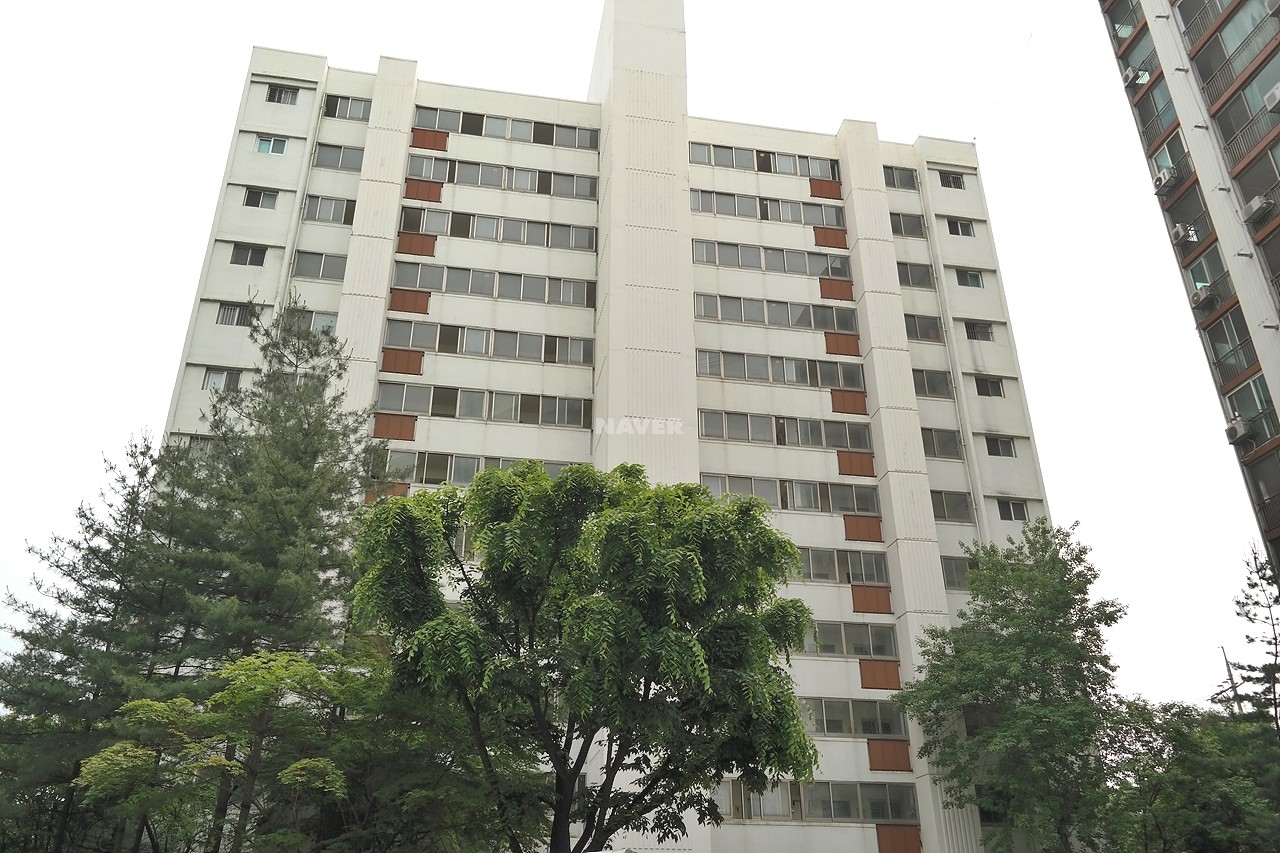Building entrance with signage