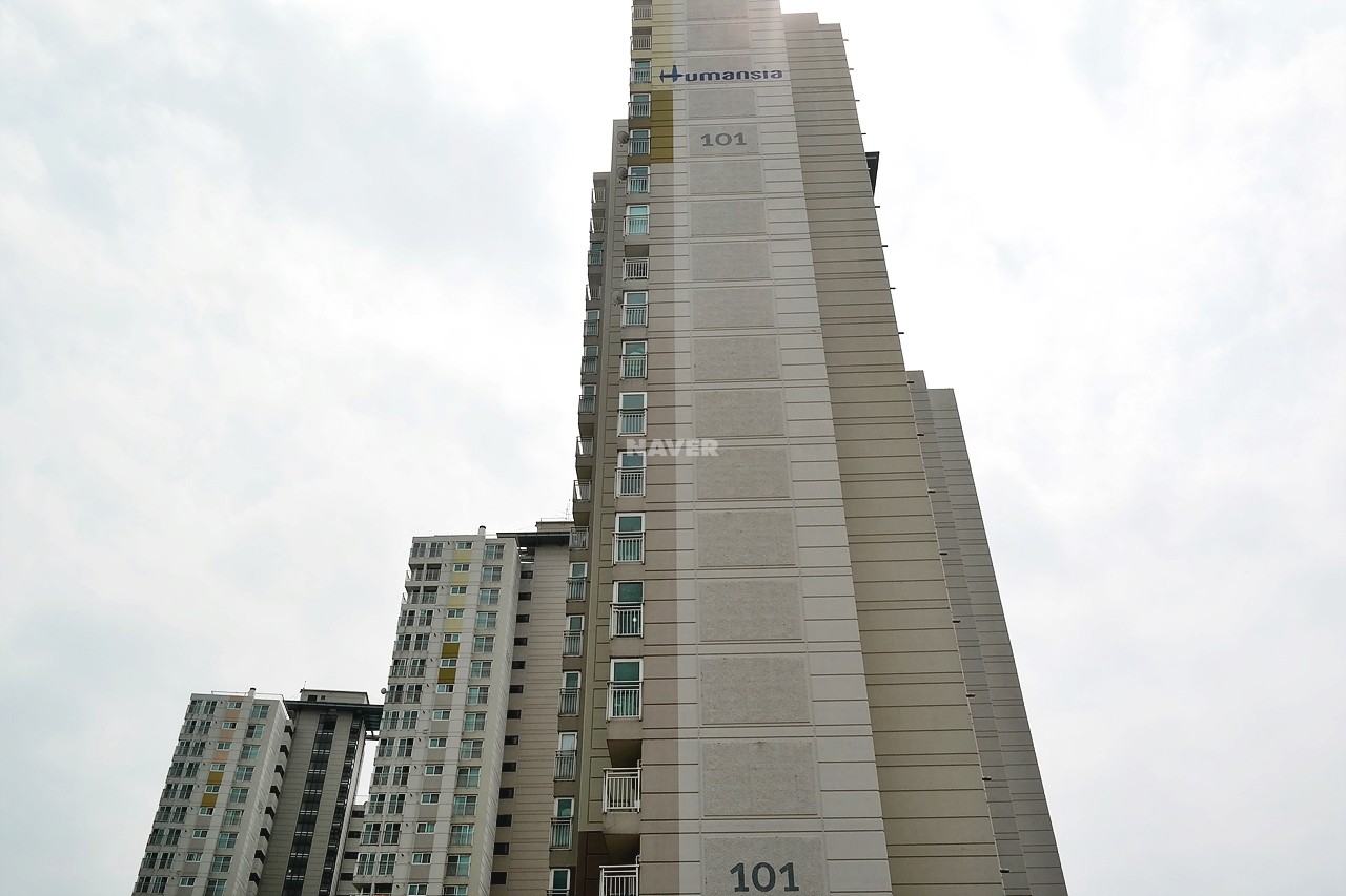 Building entrance with signage