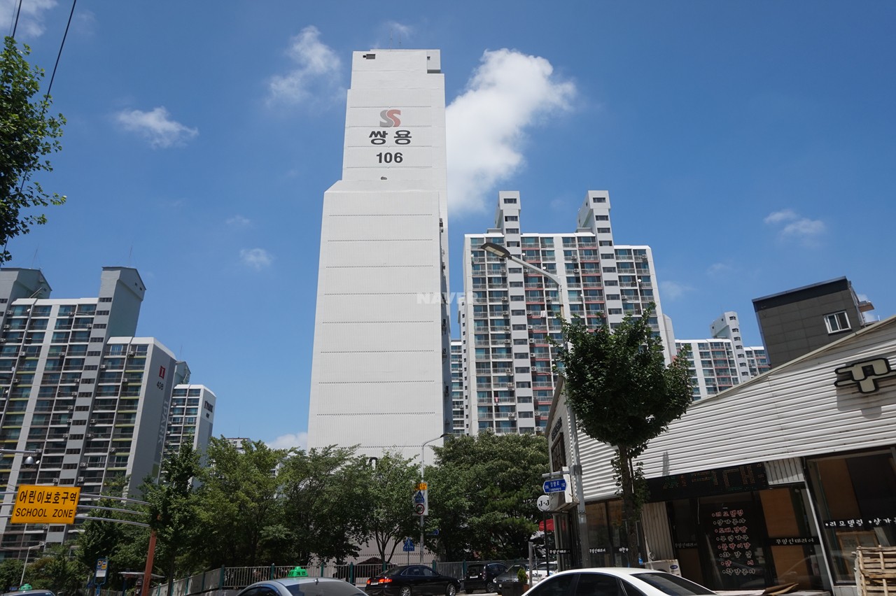 Building entrance with signage