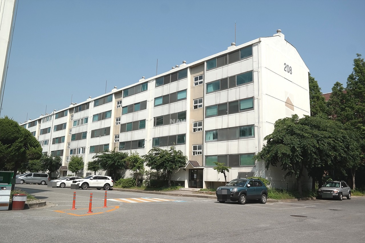 Building entrance with signage