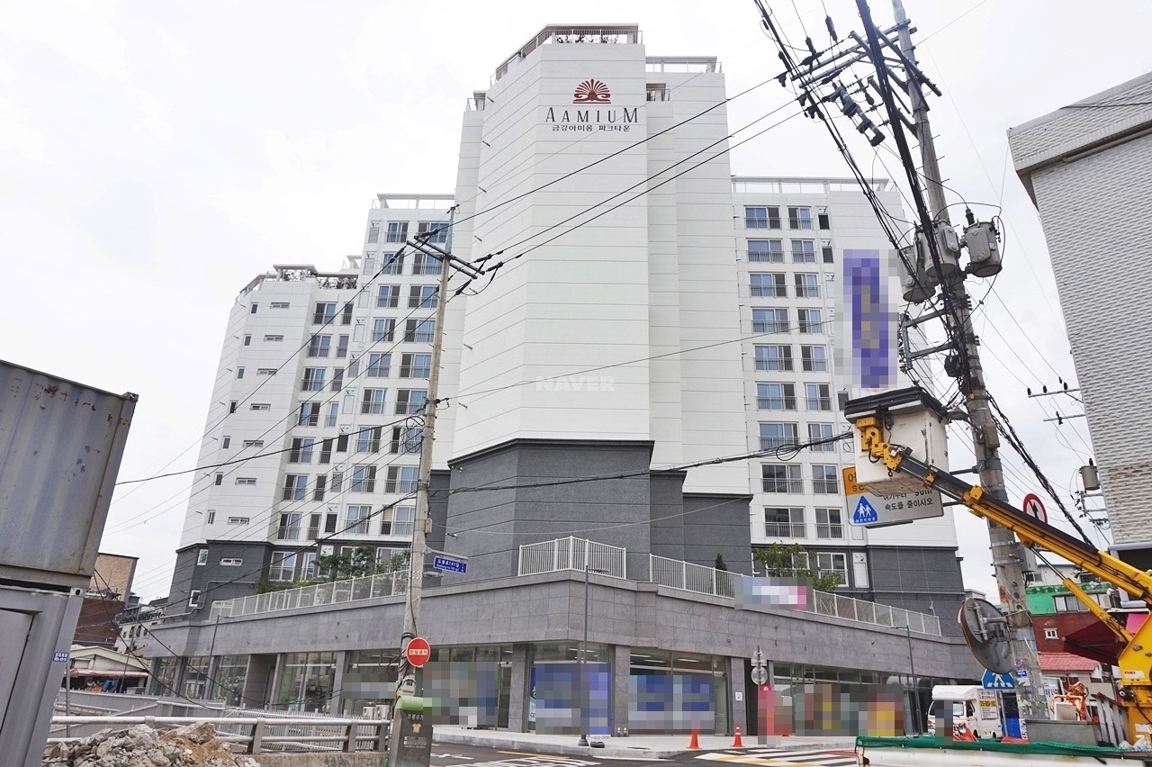 Building entrance with signage